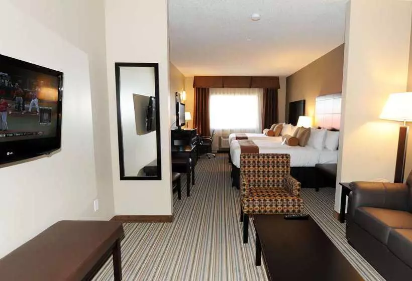 Best Western Plus Peace River Hotel & Suites