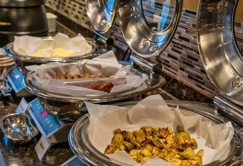 Best Western Plus Peace River Hotel & Suites