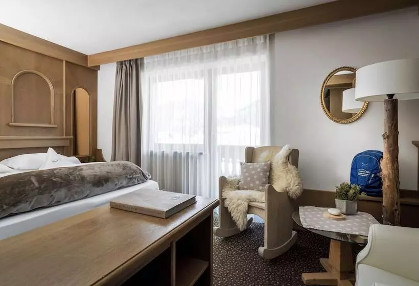 Отель Catinaccio