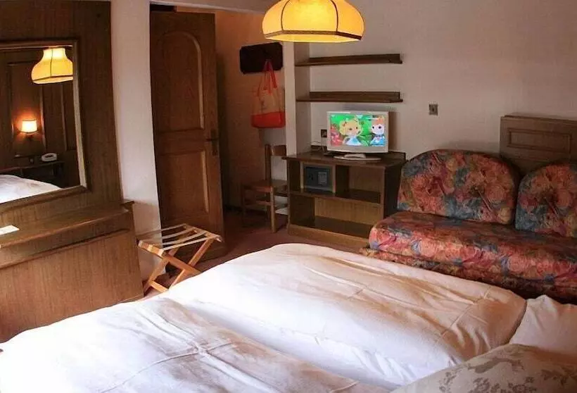 Отель Catinaccio