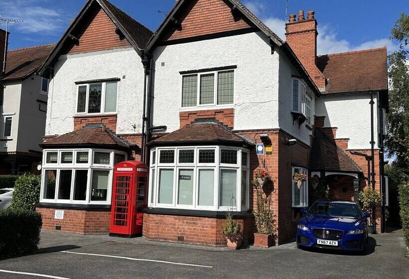 בית מלון כפרי Chester House Guest House