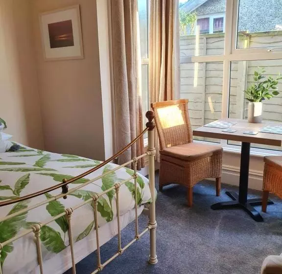 Hotel Chynoweth Lodge