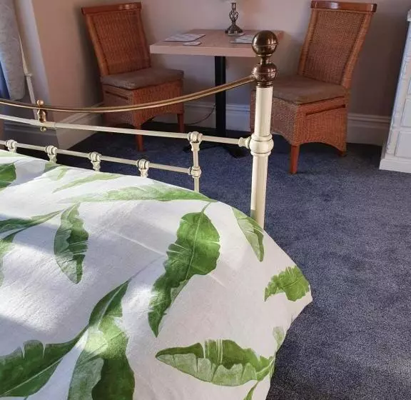 Hotel Chynoweth Lodge