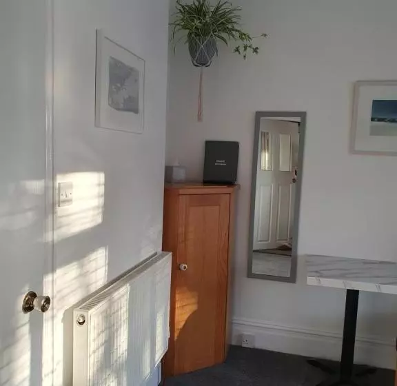 Hotel Chynoweth Lodge