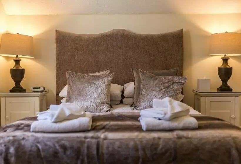 酒店 Cricket Field House