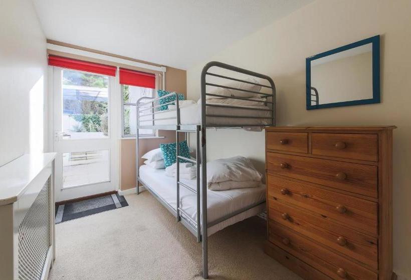 Отель Deep Green Lodge