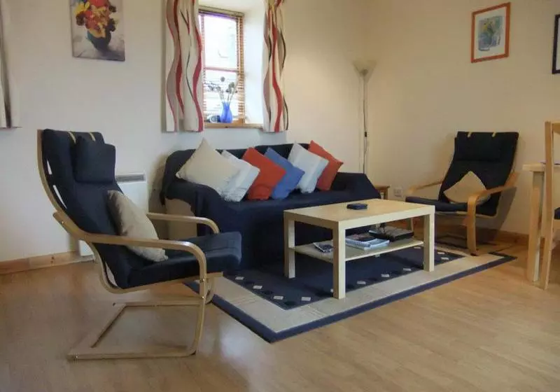 Отель Dolphin Bay Suites