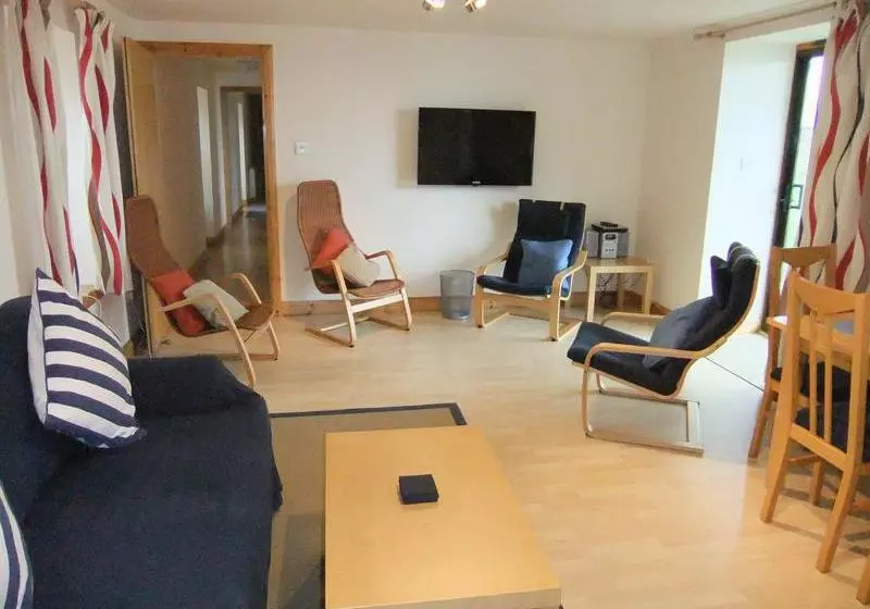 Отель Dolphin Bay Suites