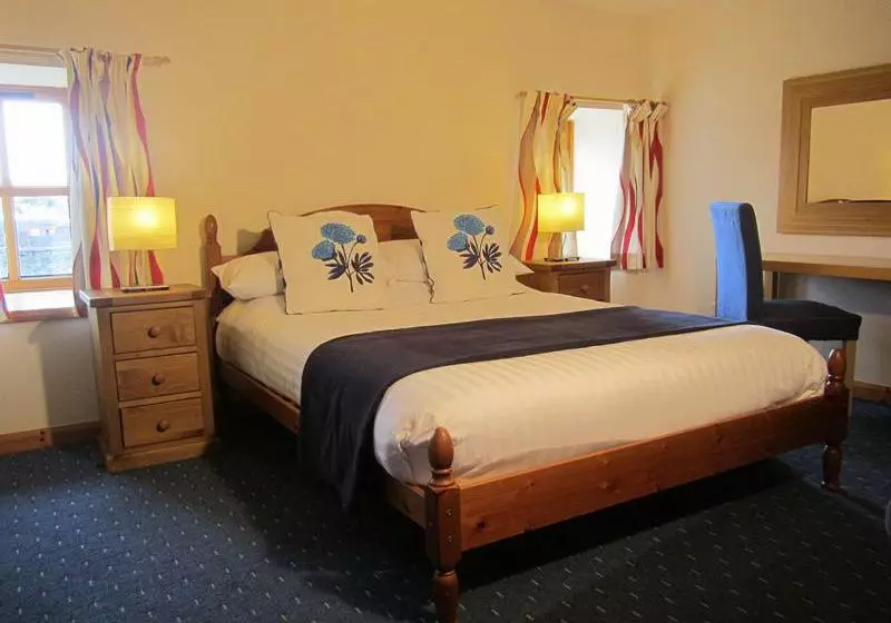 Отель Dolphin Bay Suites