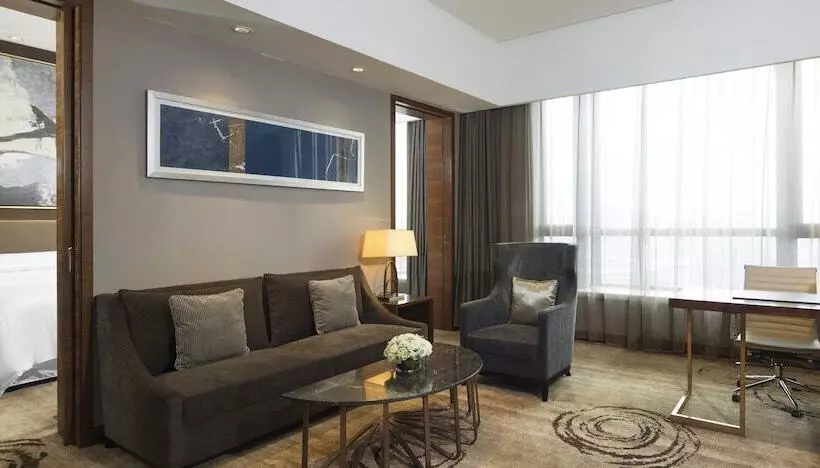Hotel Four Points By Sheraton Hefei, Shushan
