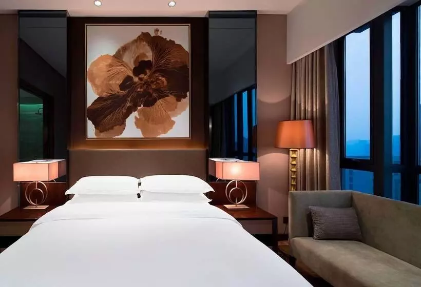 Hotel Four Points By Sheraton Hefei, Shushan