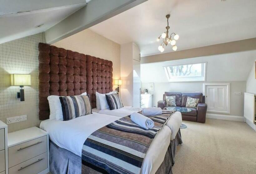 فندق Grassington Lodge