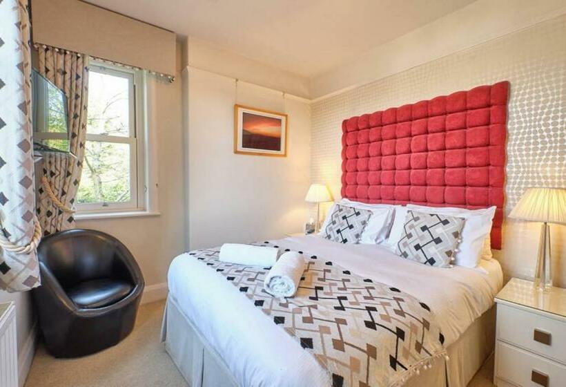 فندق Grassington Lodge