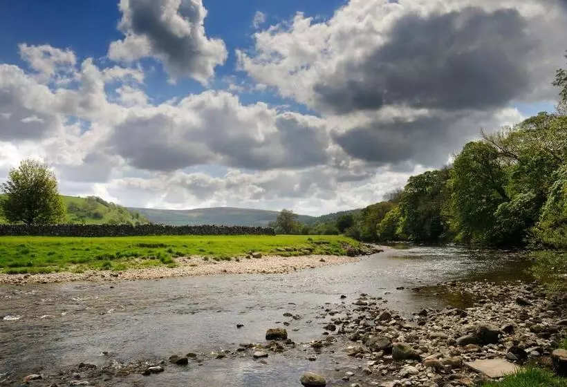 בית מלון כפרי Grassington Lodge