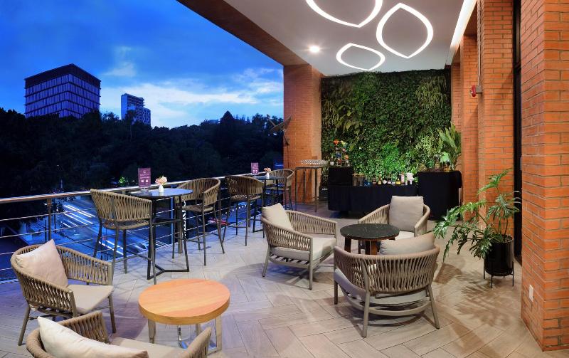 בית מלון כפרי Guadalajara Country Club By Hnf