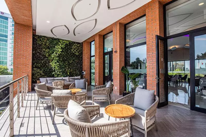 בית מלון כפרי Guadalajara Country Club By Hnf