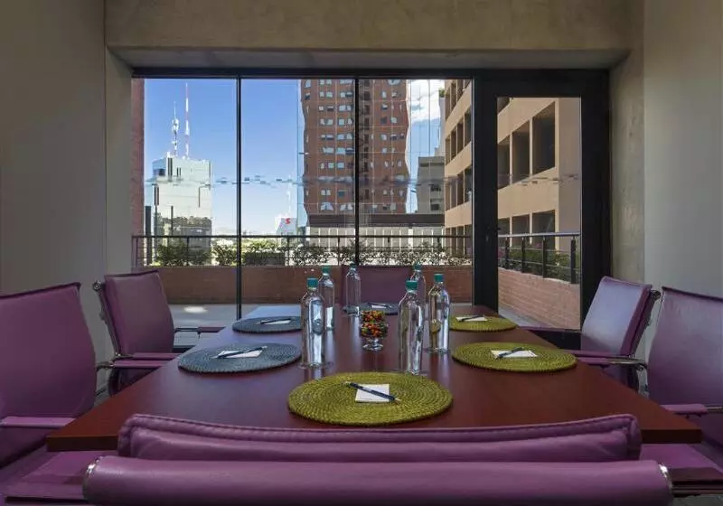 בית מלון כפרי Guadalajara Country Club By Hnf