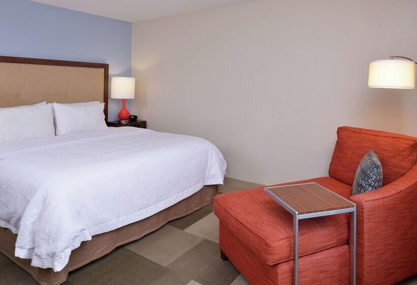 Отель Hampton Inn & Suites By Hilton Lonoke