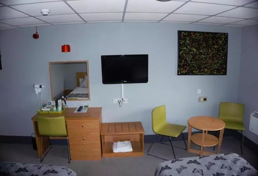 فندق Happy Guests Lodge