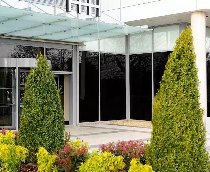 Szálloda Heston Hyde