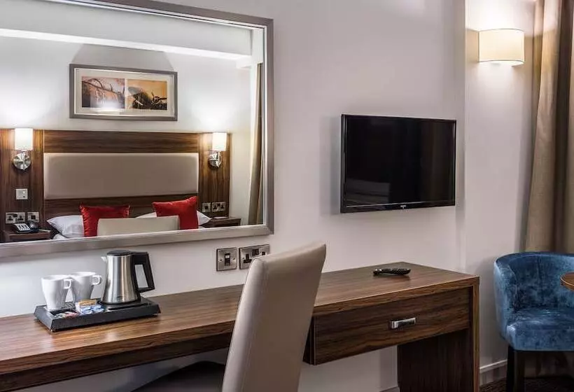 Szálloda Heston Hyde