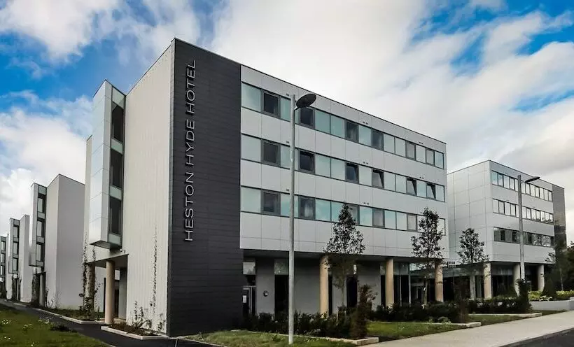 Szálloda Heston Hyde