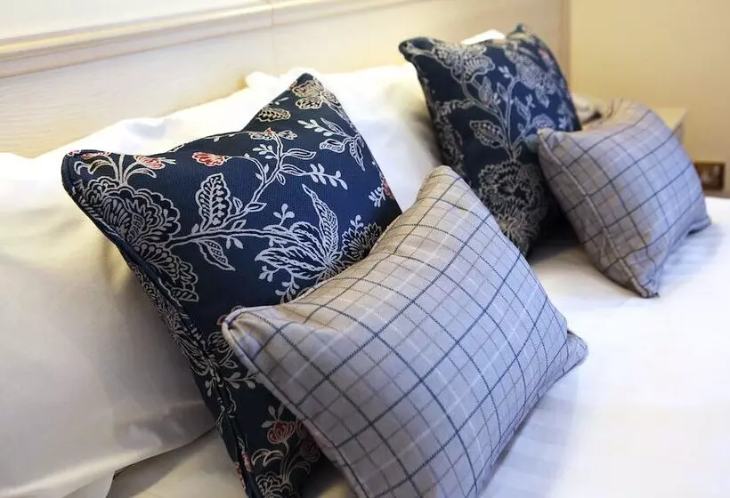 Hotel Livermead House