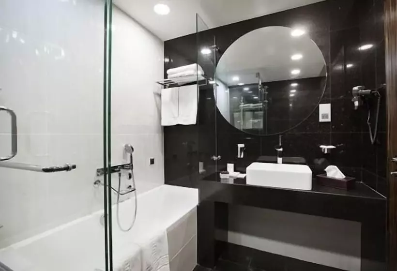 Отель Mergen Bator