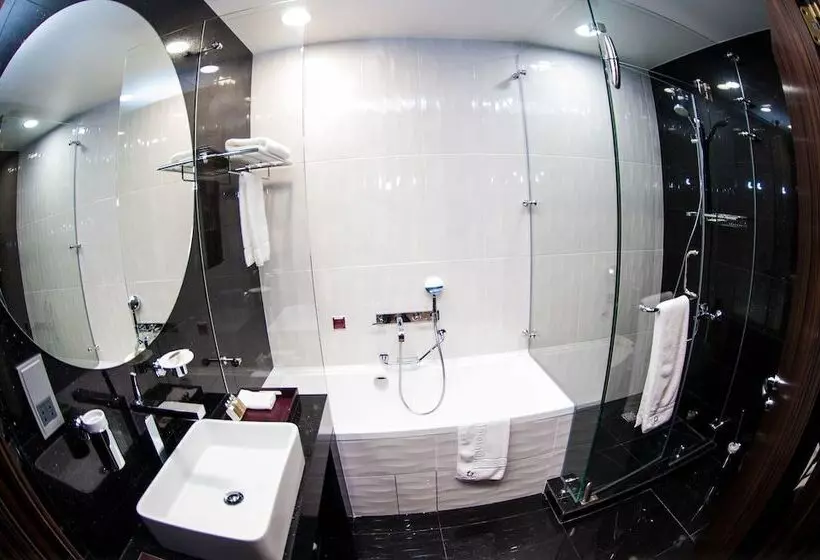 Отель Mergen Bator