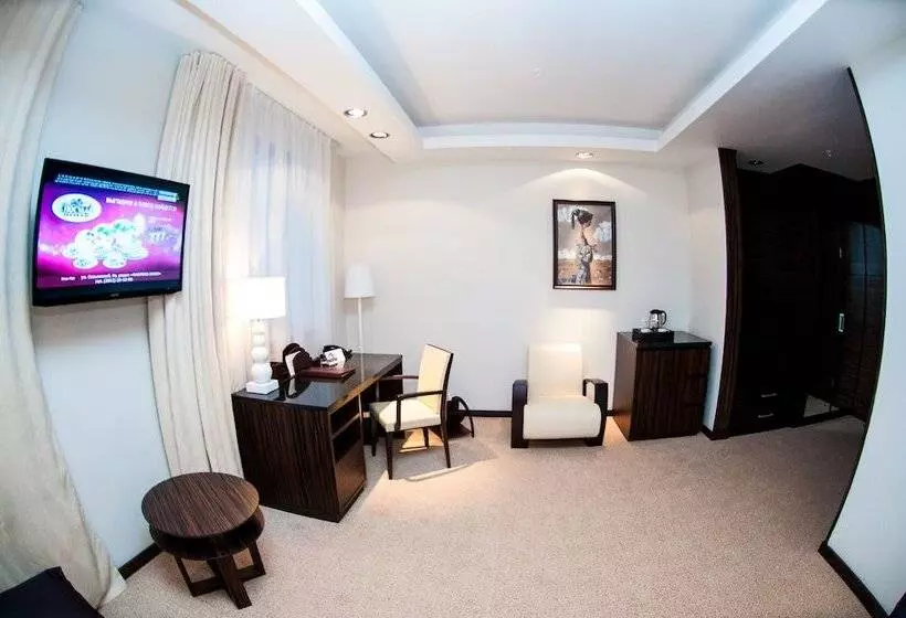 Отель Mergen Bator