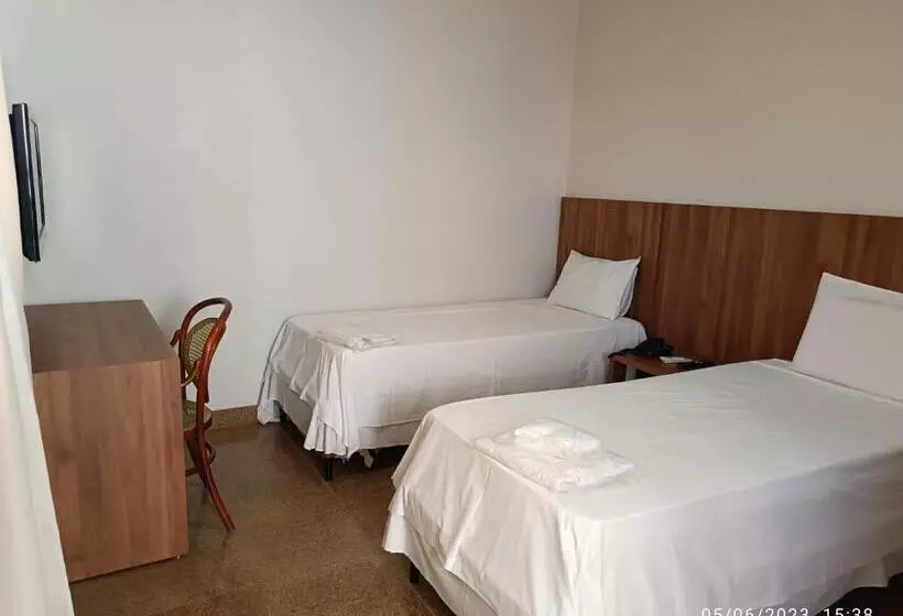 Hotel Oscar Blue Montes Claros