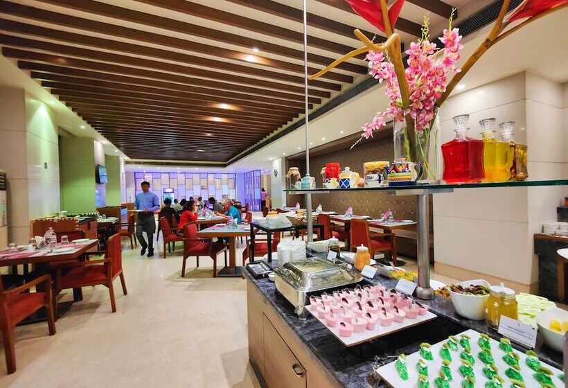 فندق Regenta Central Grand Exotica