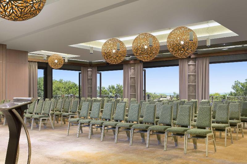 فندق Sheraton New Caledonia Deva Spa & Golf Resort