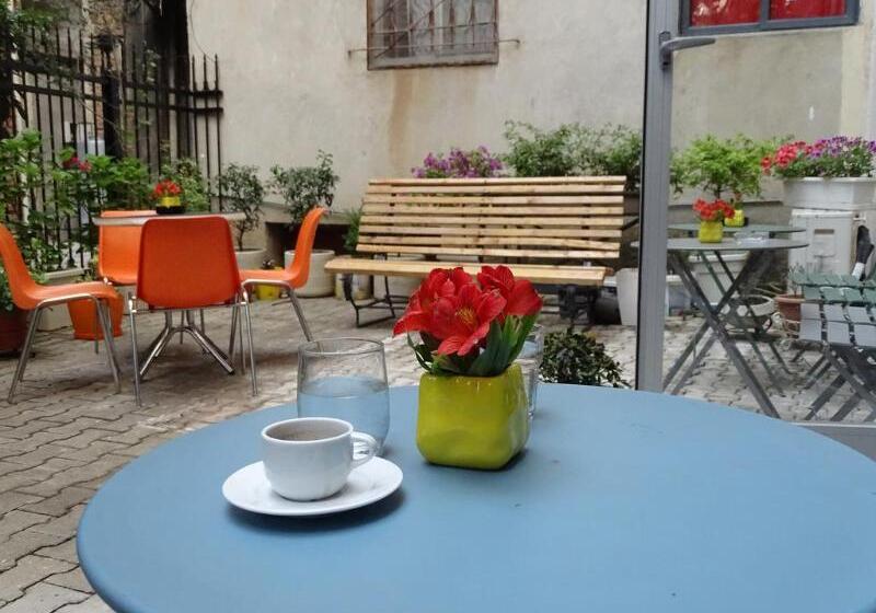 فندق Signature Idea