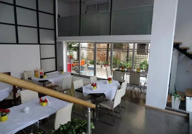 فندق Signature Idea