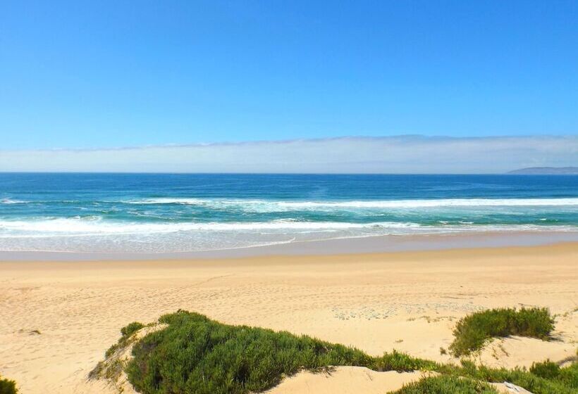 בית מלון כפרי The Dunes Resort &