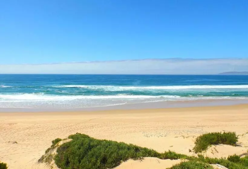 בית מלון כפרי The Dunes Resort &