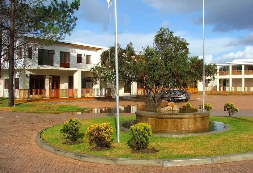 בית מלון כפרי The Dunes Resort &