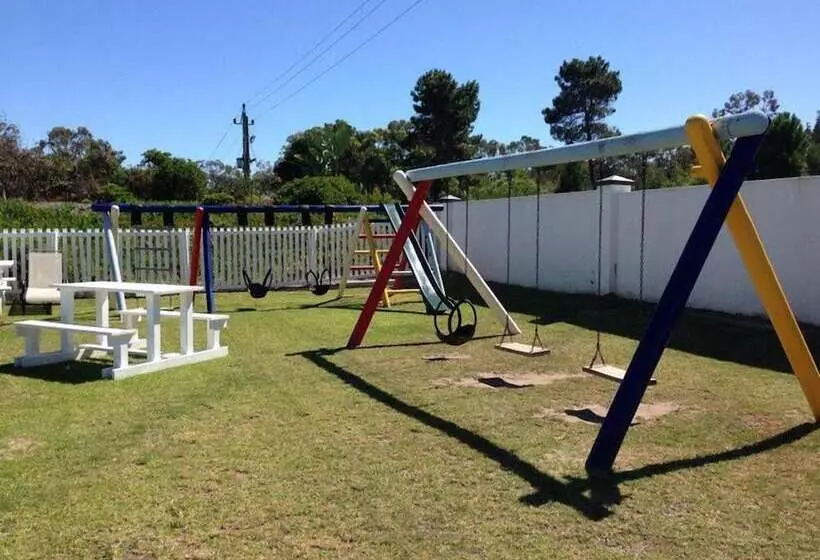 בית מלון כפרי The Dunes Resort &