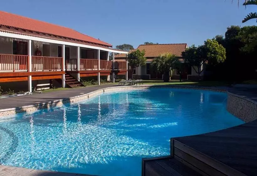 בית מלון כפרי The Dunes Resort &