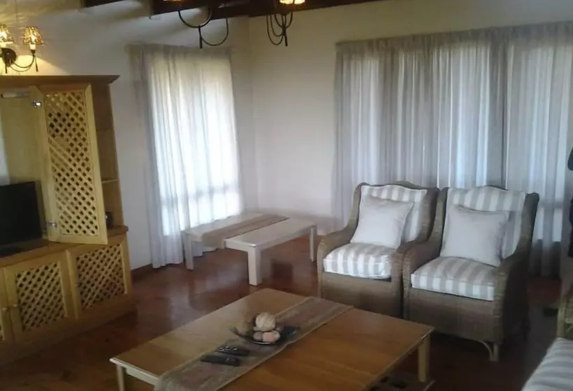 בית מלון כפרי The Dunes Resort &