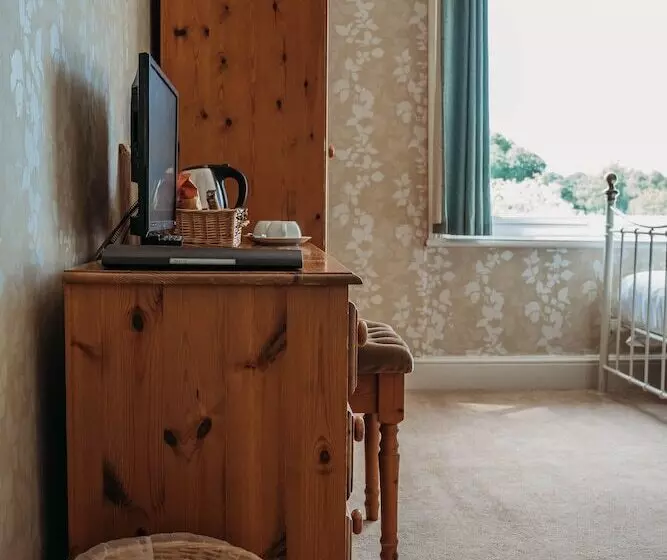 هتل Three Wells B&b