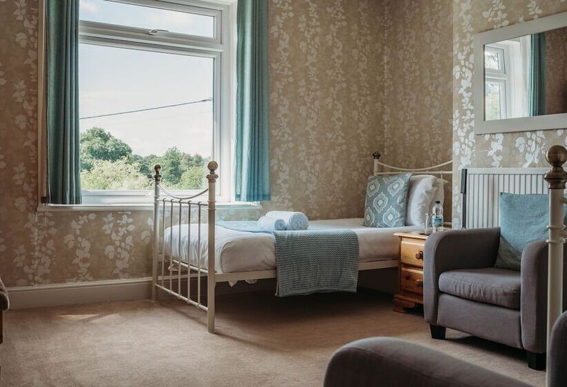 Hotel Three Wells B&b