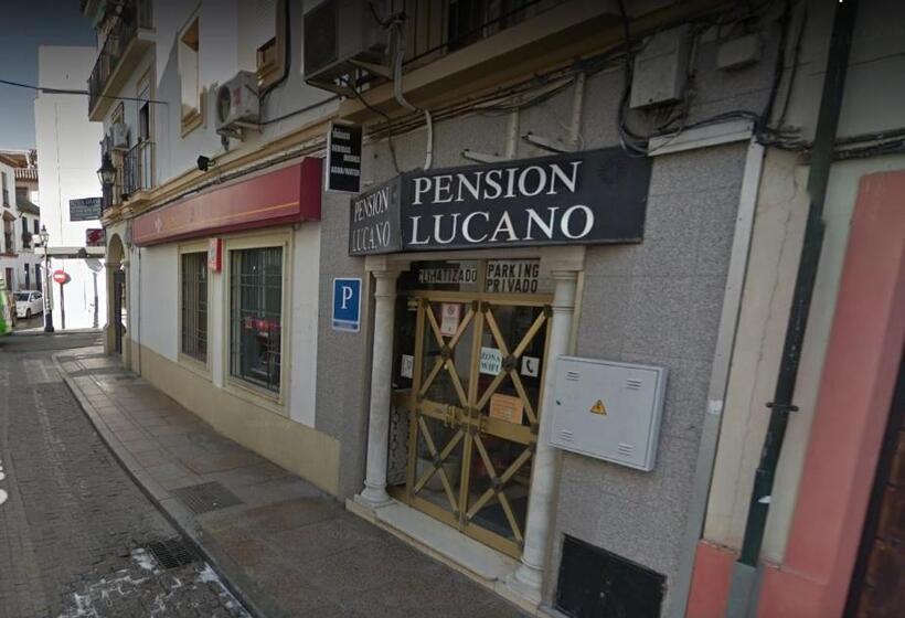 پانسیون Hospedería Lucano