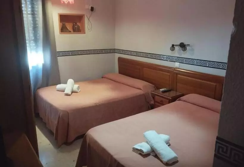 پانسیون Hospedería Lucano