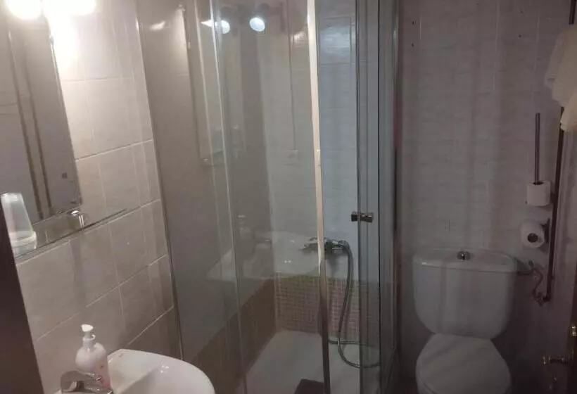 پانسیون Hospedería Lucano