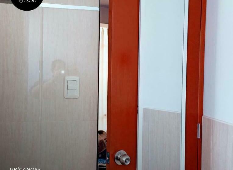 فندق Hospedaje El Sol   Huancayo