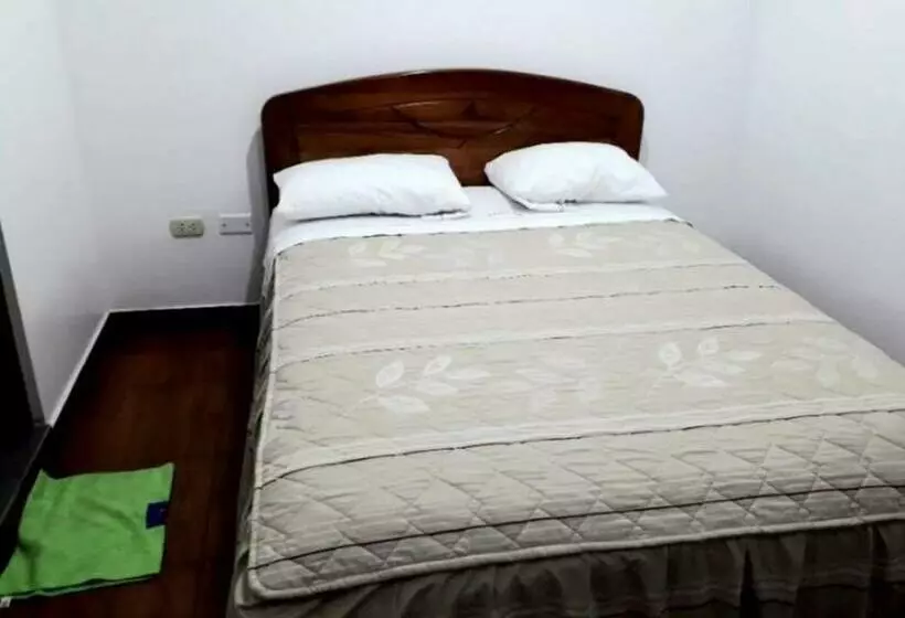 ホテル Hospedaje El Sol   Huancayo