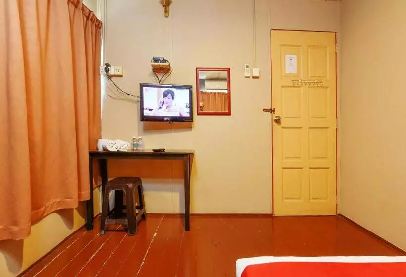 Hotelli Oyo 90627 Pulau Ketam Inn