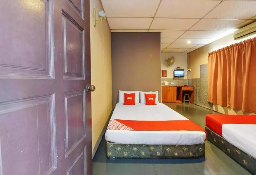 Hotelli Oyo 90627 Pulau Ketam Inn